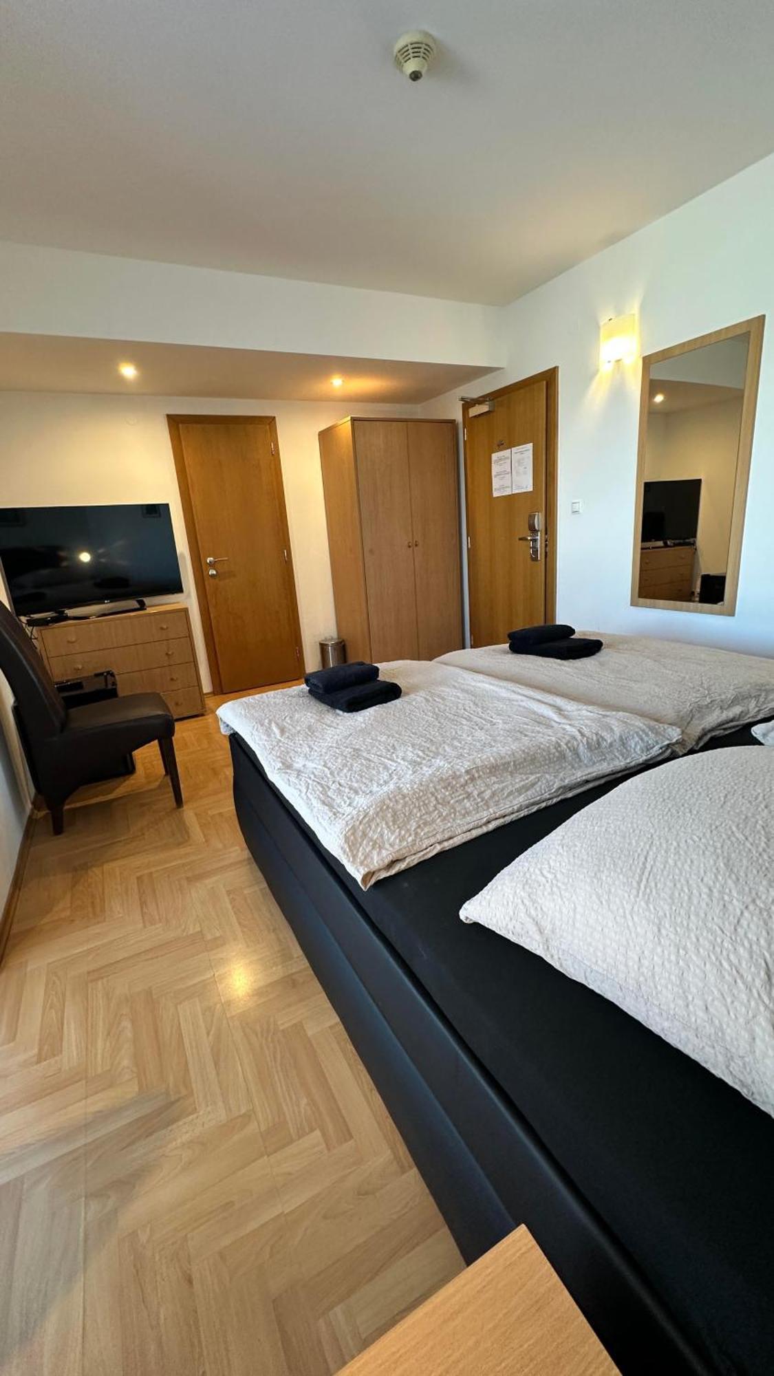 Hotel Muza Kosice Bagian luar foto